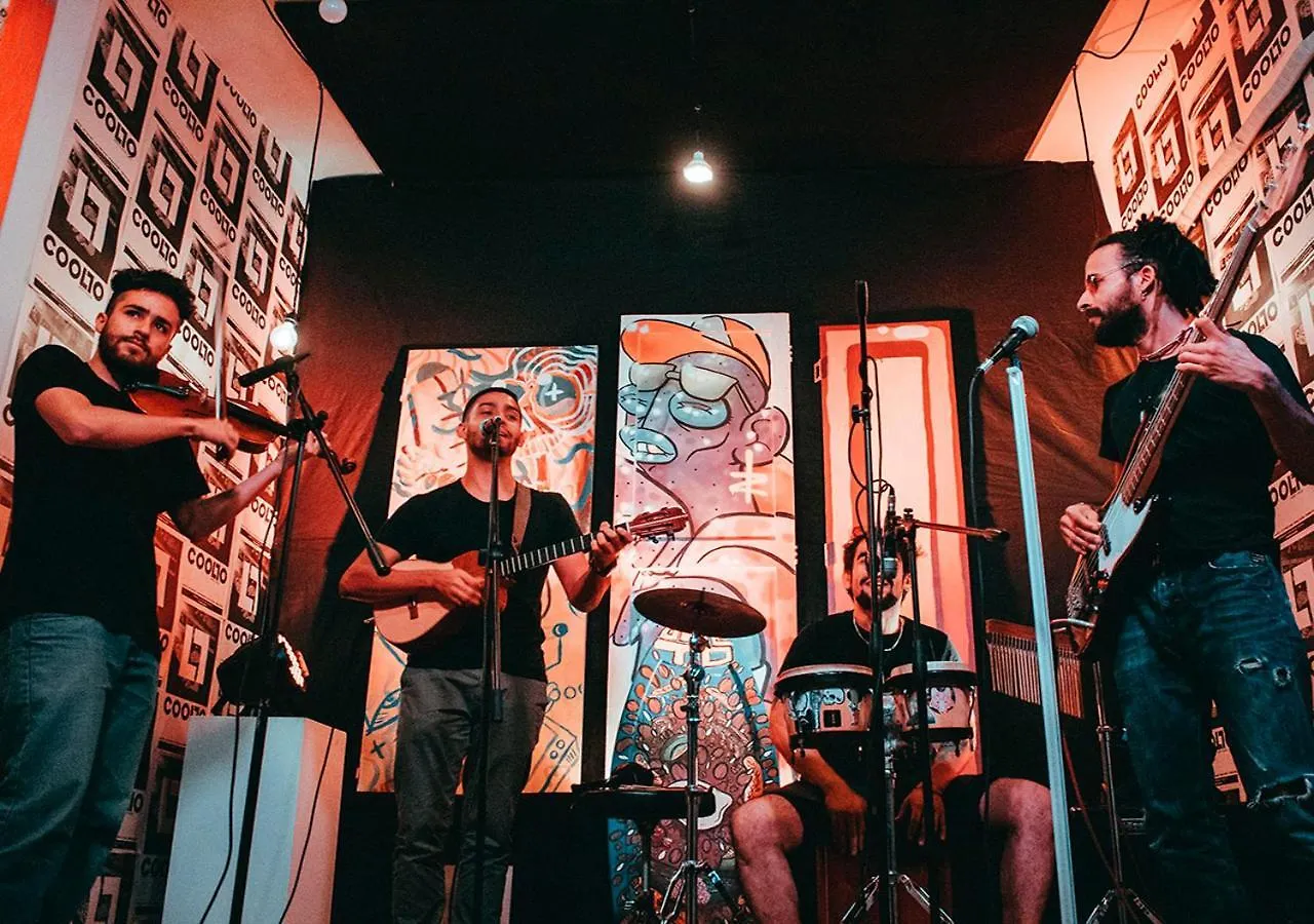 بيت شباب ميديلين Coolto Art Lodge