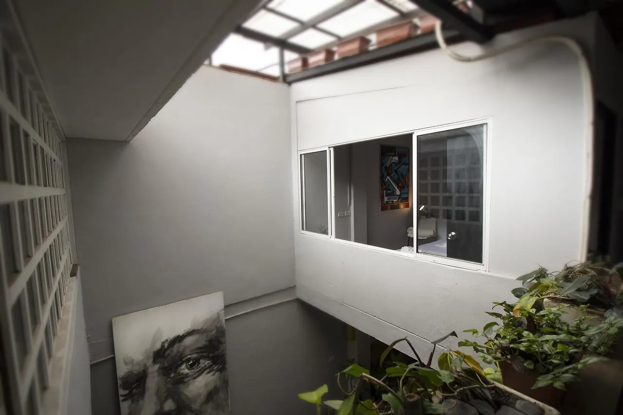 Coolto Art Lodge 麦德林 旅馆